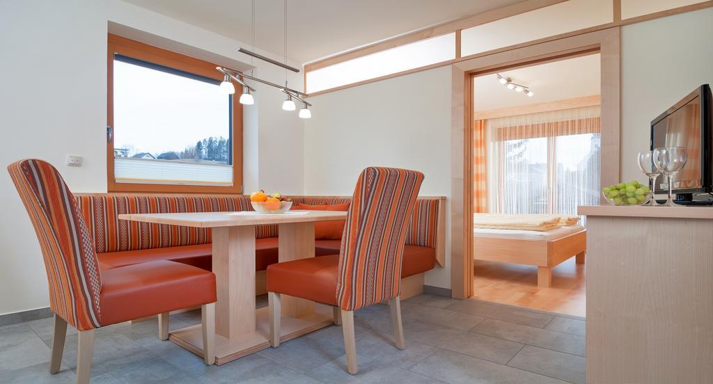 Hotel Hubertushof Latschach ober dem Faakersee Zewnętrze zdjęcie