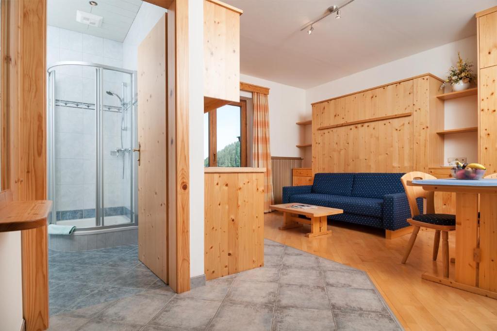 Hotel Hubertushof Latschach ober dem Faakersee Zewnętrze zdjęcie
