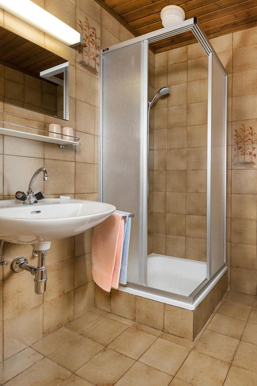 Hotel Hubertushof Latschach ober dem Faakersee Zewnętrze zdjęcie