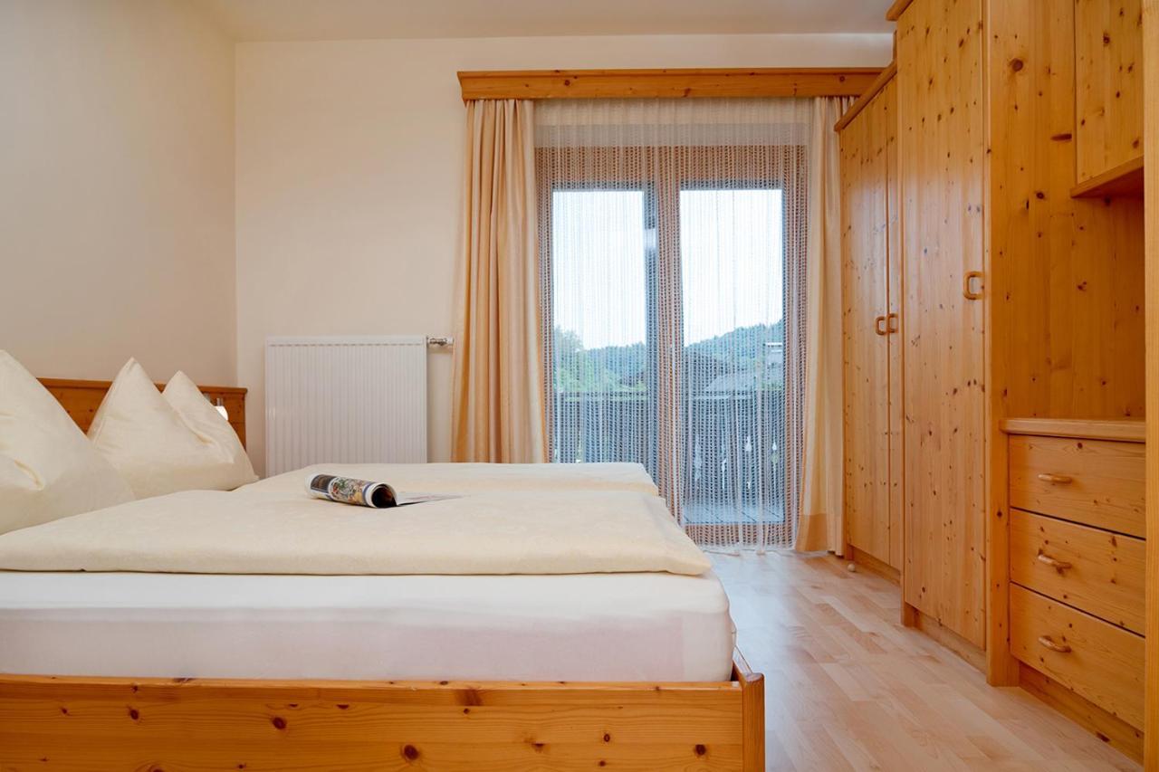 Hotel Hubertushof Latschach ober dem Faakersee Zewnętrze zdjęcie