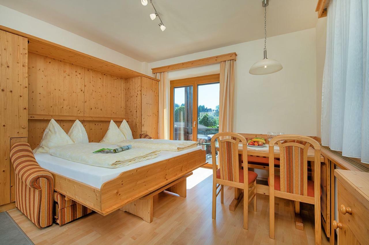 Hotel Hubertushof Latschach ober dem Faakersee Zewnętrze zdjęcie